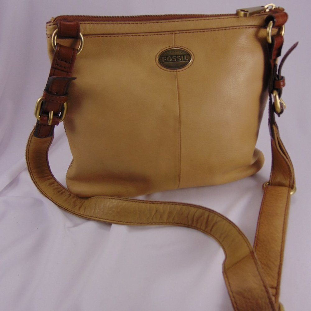 FOSSIL Tan Leather Crossbody Bag